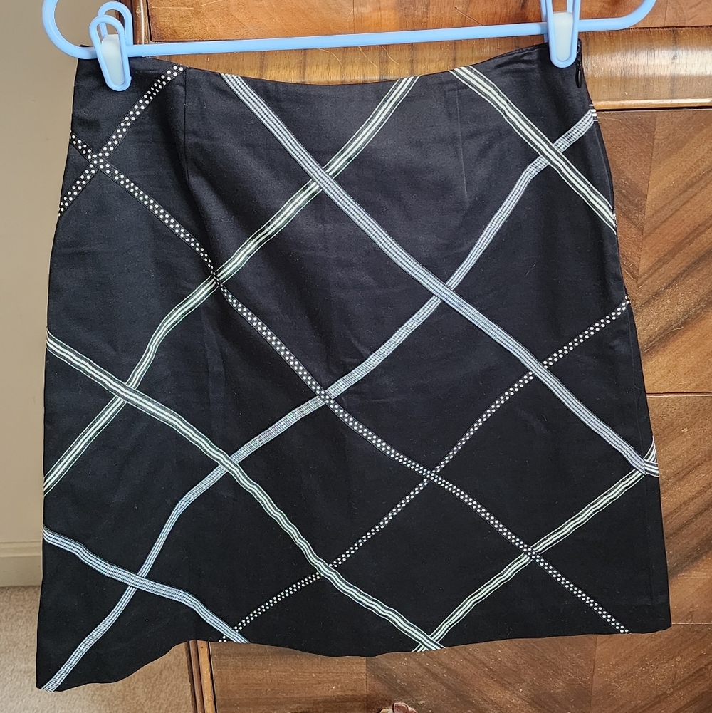 Talbots Petites Black Pencil Skirt with White Windowpane Plaid 6p
